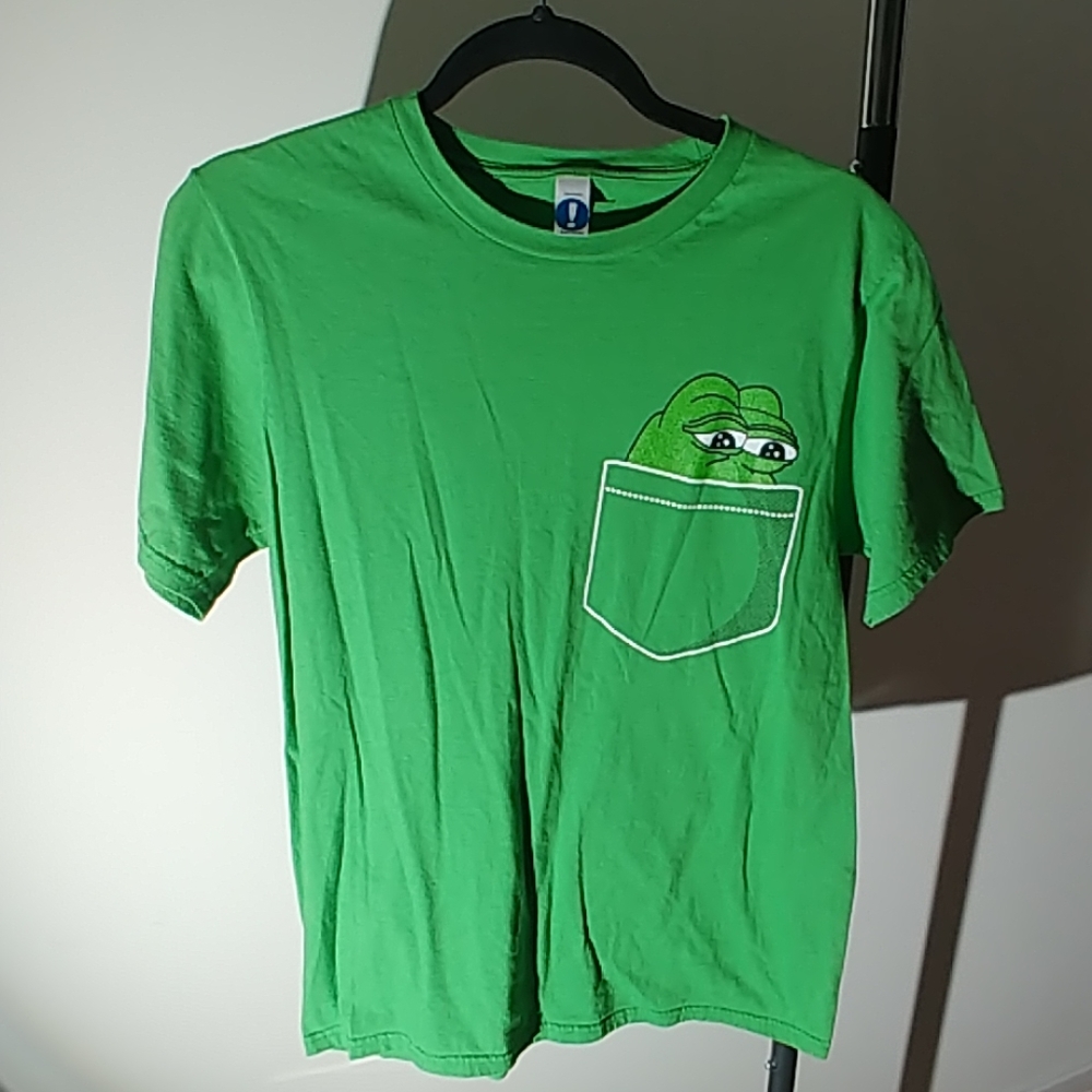 Medium shirt.woot t-shirt